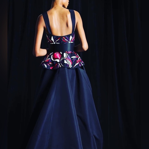 Naeem Khan floral embroidered floral faille top NWT size 14 - Picture 2 of 7